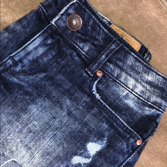 Shorts - Picture 3 of 3